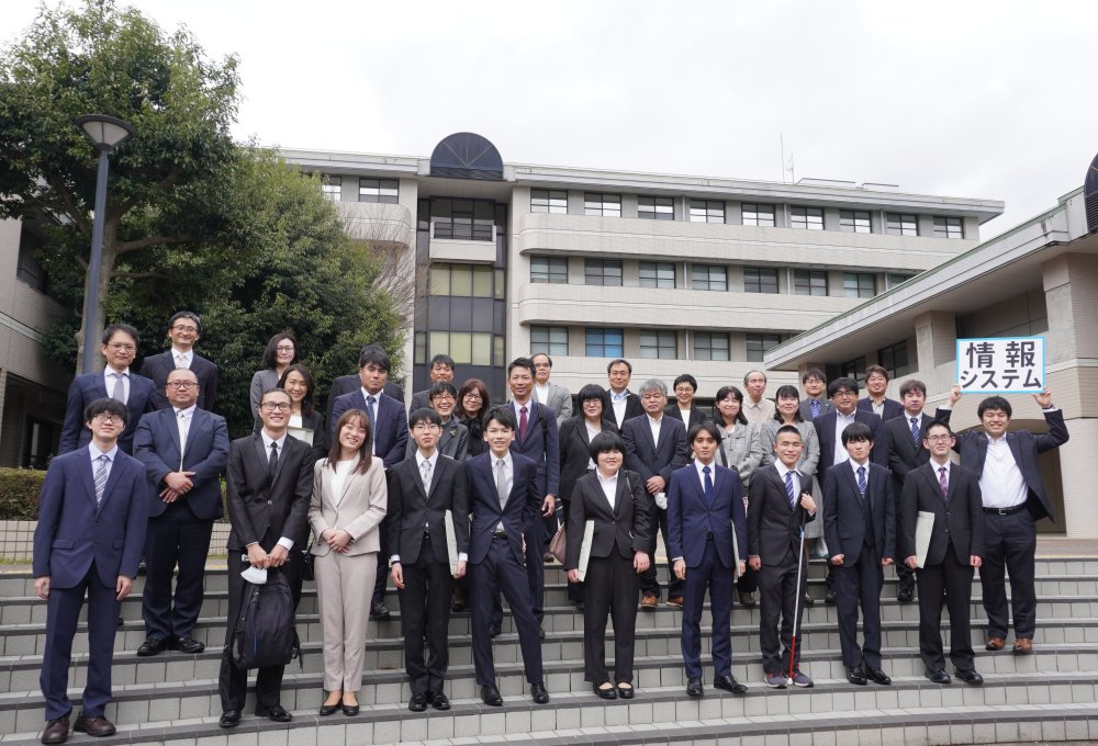 2022年学生の入学当初の集合写真